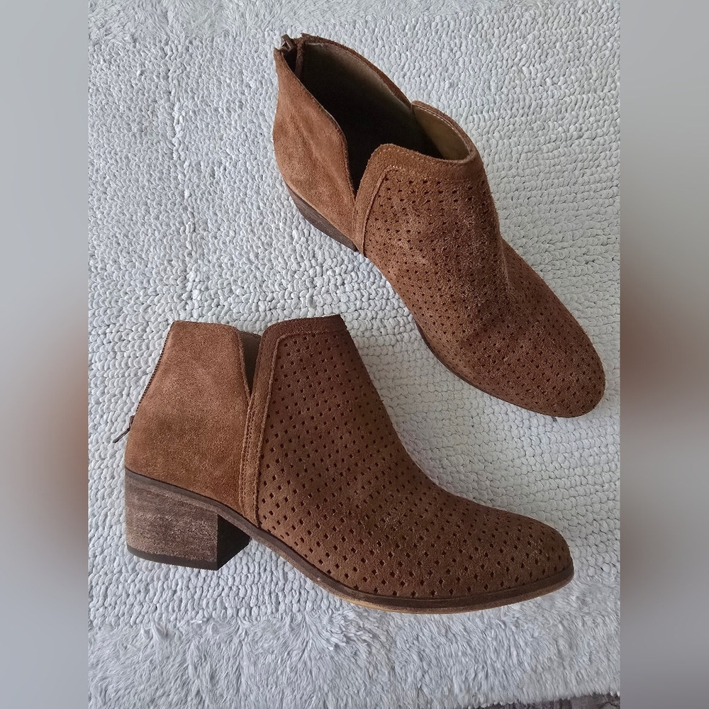 Susina Blake Genuine Upper Leather/Suede Booties Size 7.5M Color: Chestnut